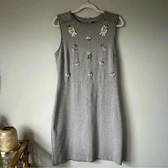 Banana Republic | Grey Beaded  Dress - Picture 3 of 10